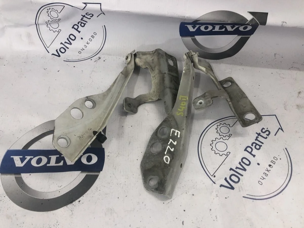 Петли капота Volvo S40 (MS) II рестайлинг (2008-20 S40 II рестайлинг (2007—2012) D4164T