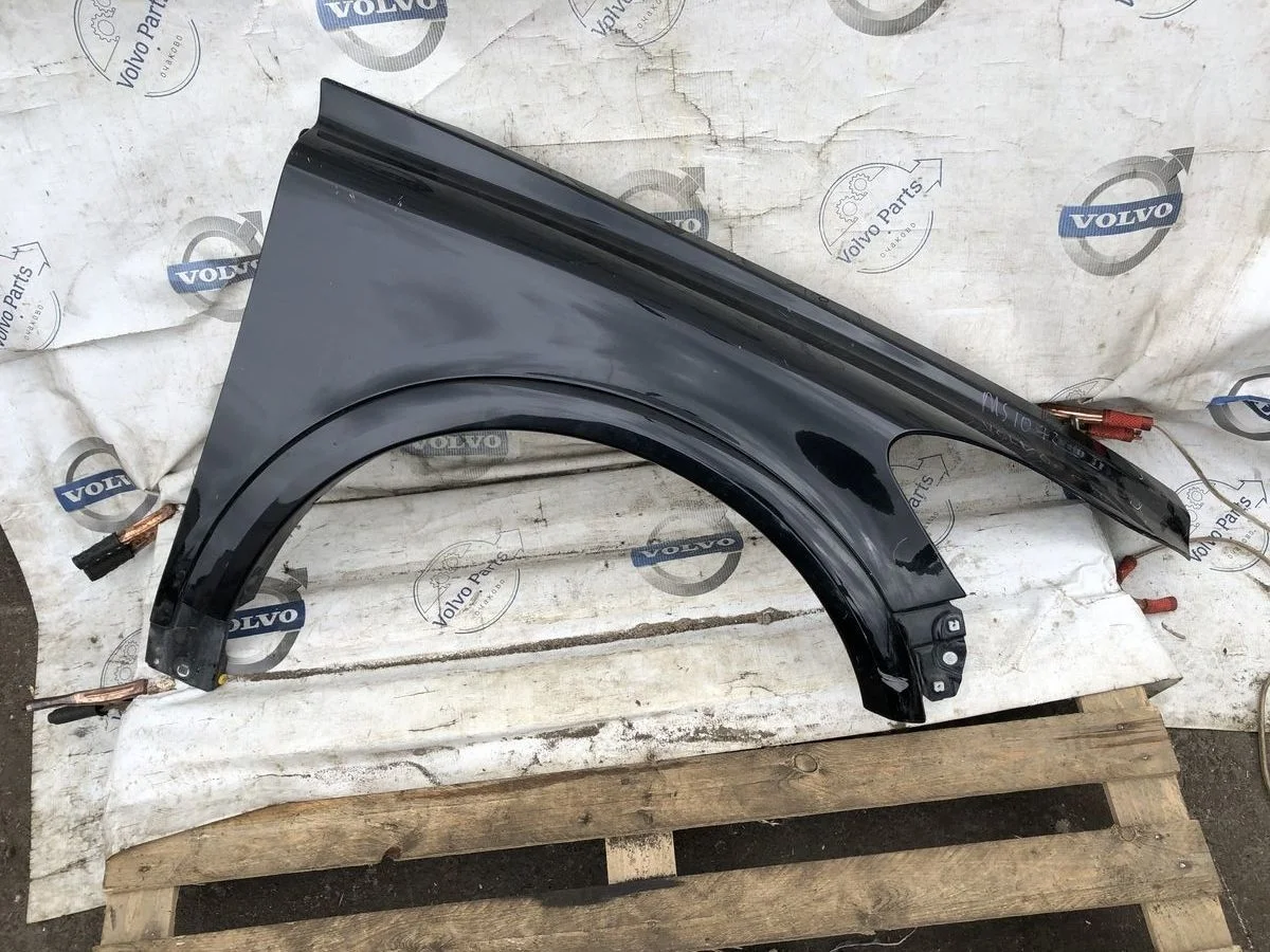 Крыло переднее правое Volvo C30 I 2006-2013 C30 I рестайлинг (2010—2013)