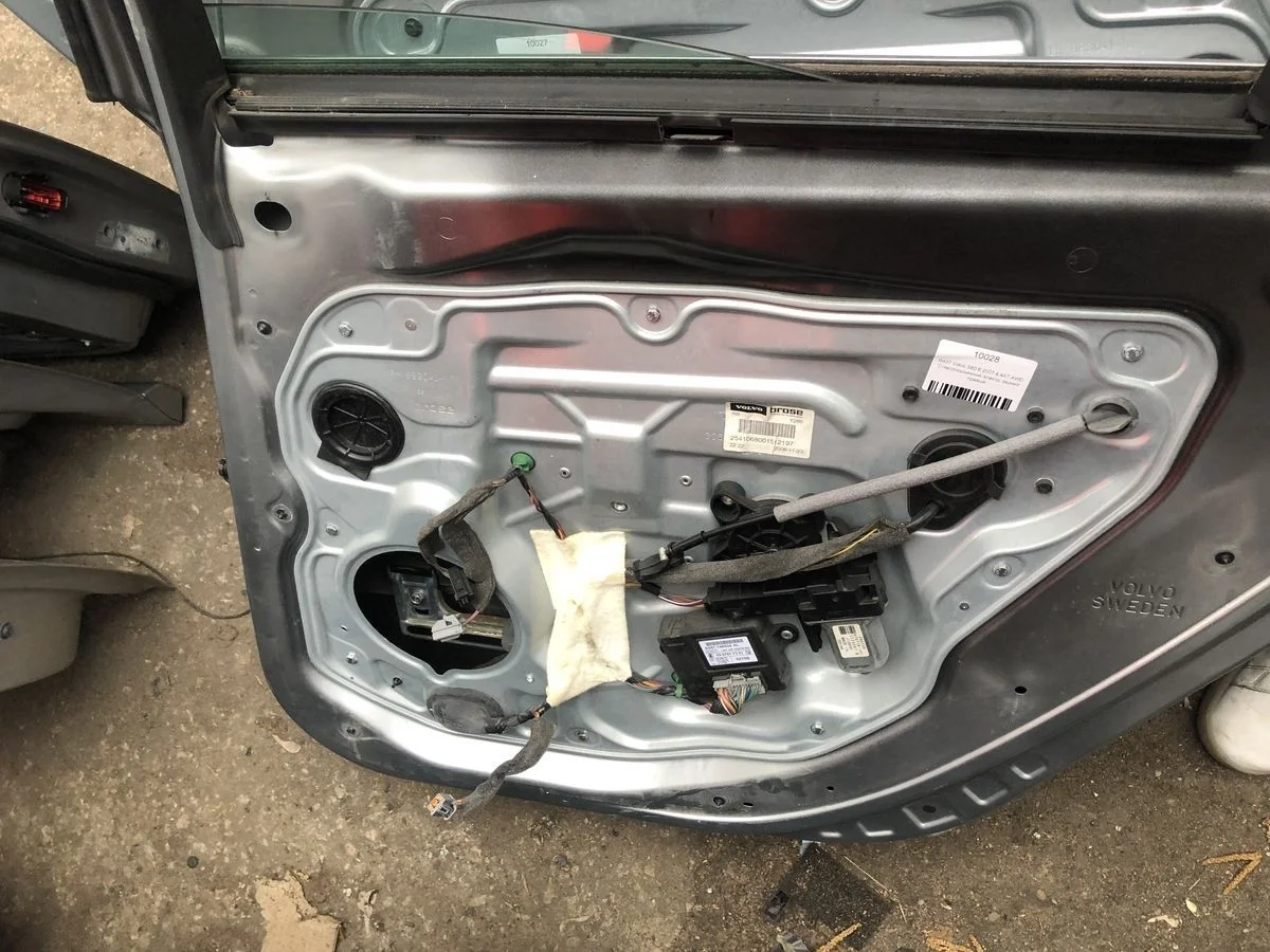 Стеклоподъемник электр. задний правый Volvo S80 II S80 II (2006—2010) B8444S