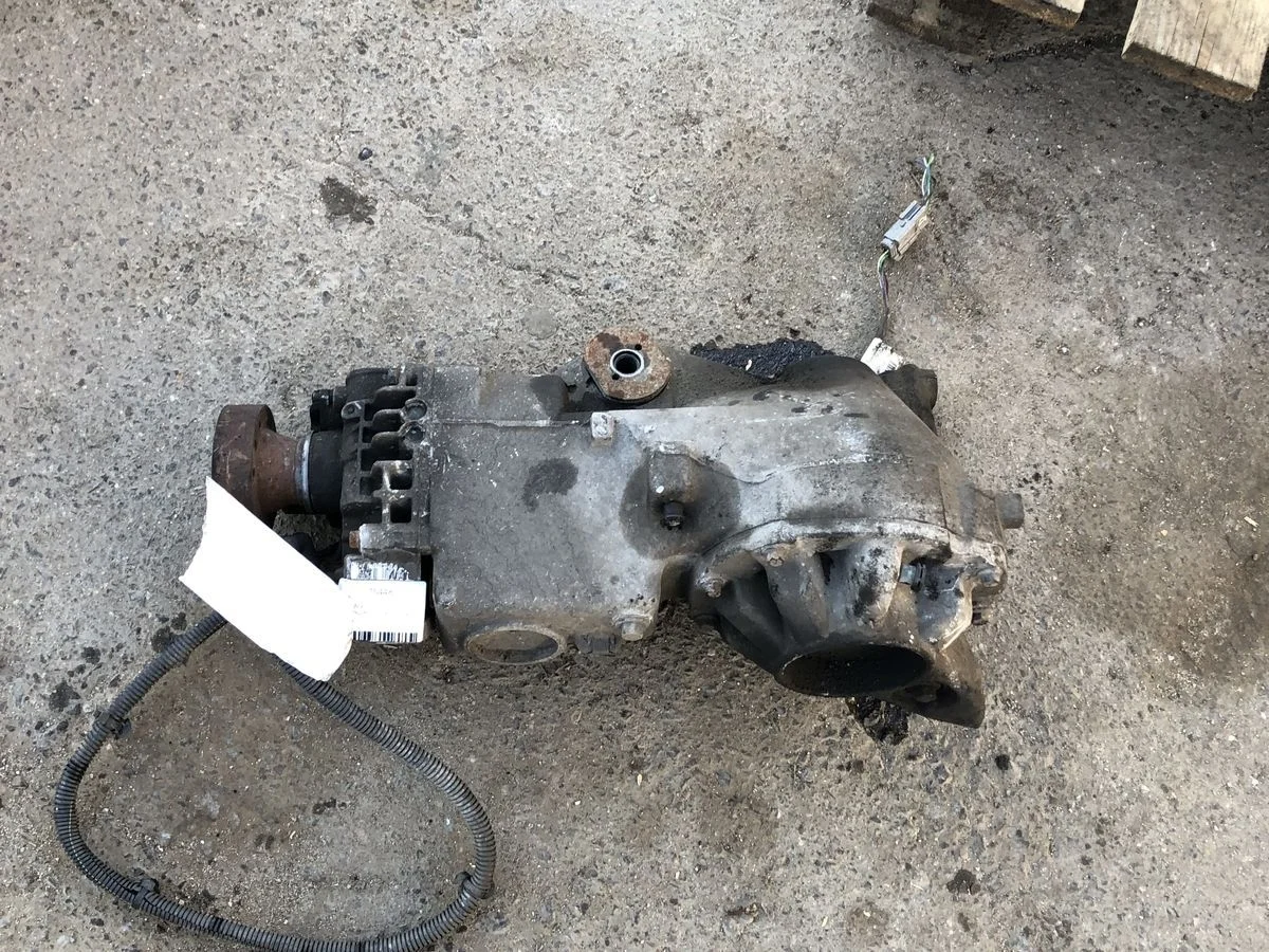 Редуктор заднего моста Volvo XC90 (C) I рестайлинг XC90 I рестайлинг (2006—2014) D5244T