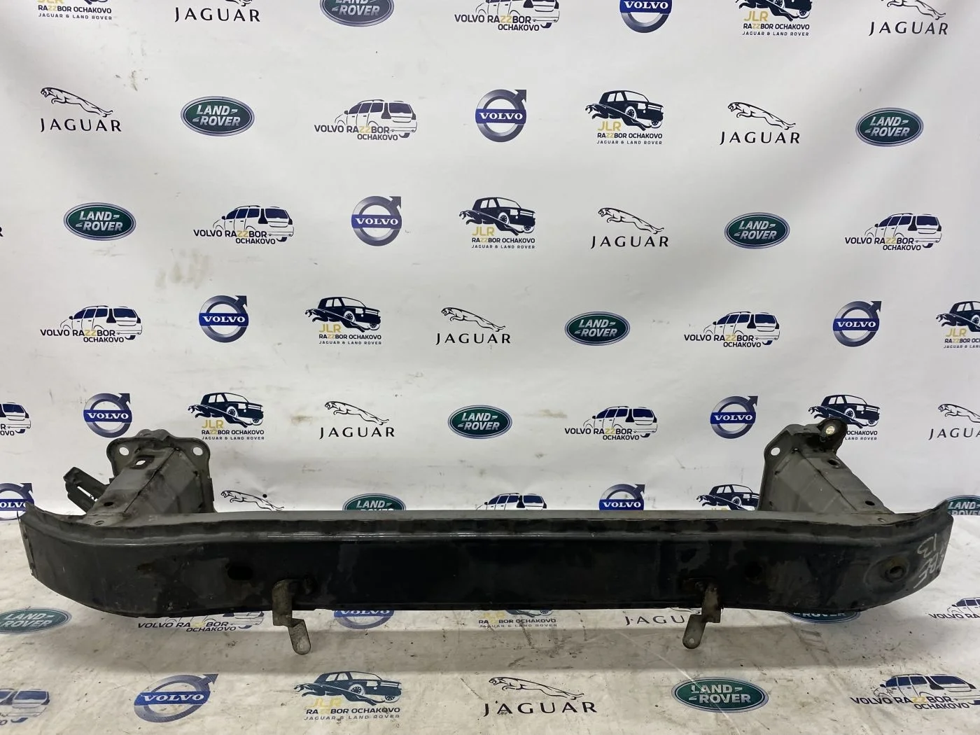 Усилитель переднего бампера Volvo S40 C30 V50 C70 S40 II рестайлинг (2007—2012) D5204T5