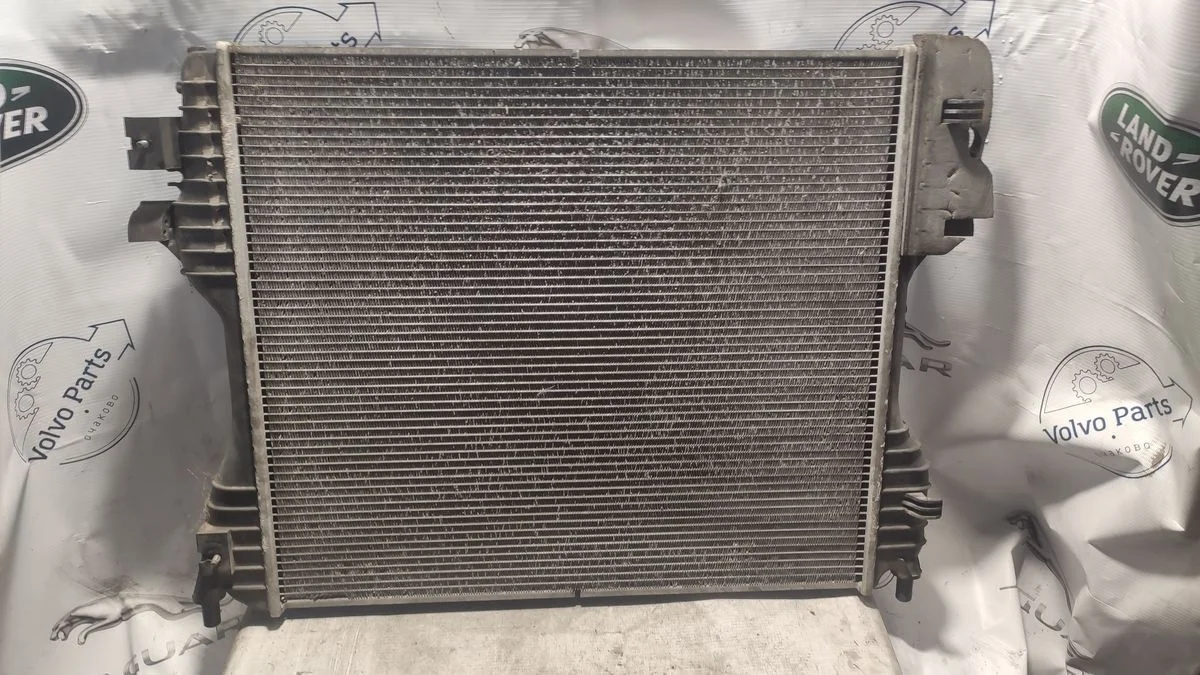 Радиатор основной Jaguar XJ (X351) IX (2009-2016) XJ X351 (2009—2015)