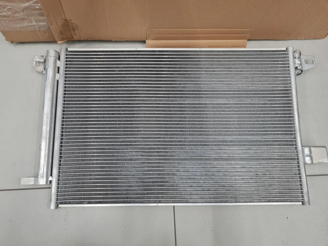 Радиатор кондиционера для Volkswagen Transporter T6 2015-