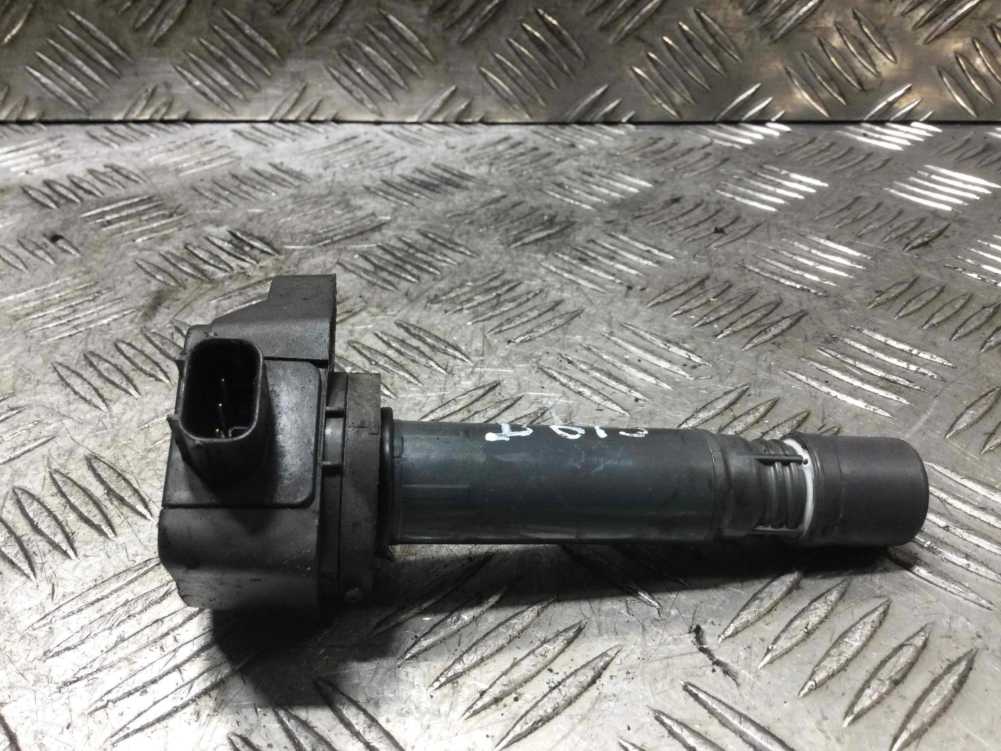 Катушка зажигания Honda Civic Civic VII 2000 - 2006 бензин 1.8 i  Седан