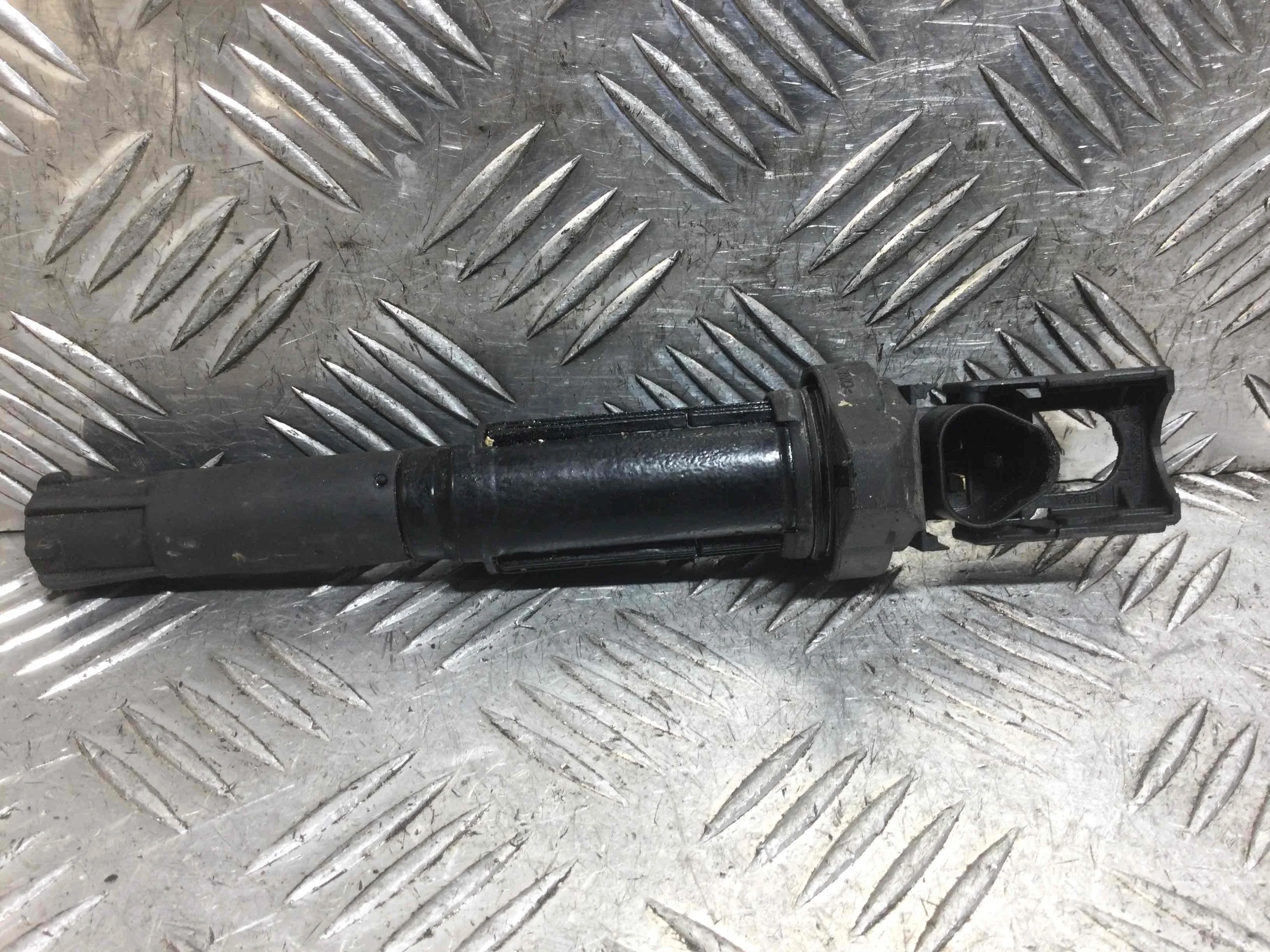 Катушка зажигания BMW 3-Series 3-Series E46 1998 - 2006 бензин 2.0 i Механика Седан