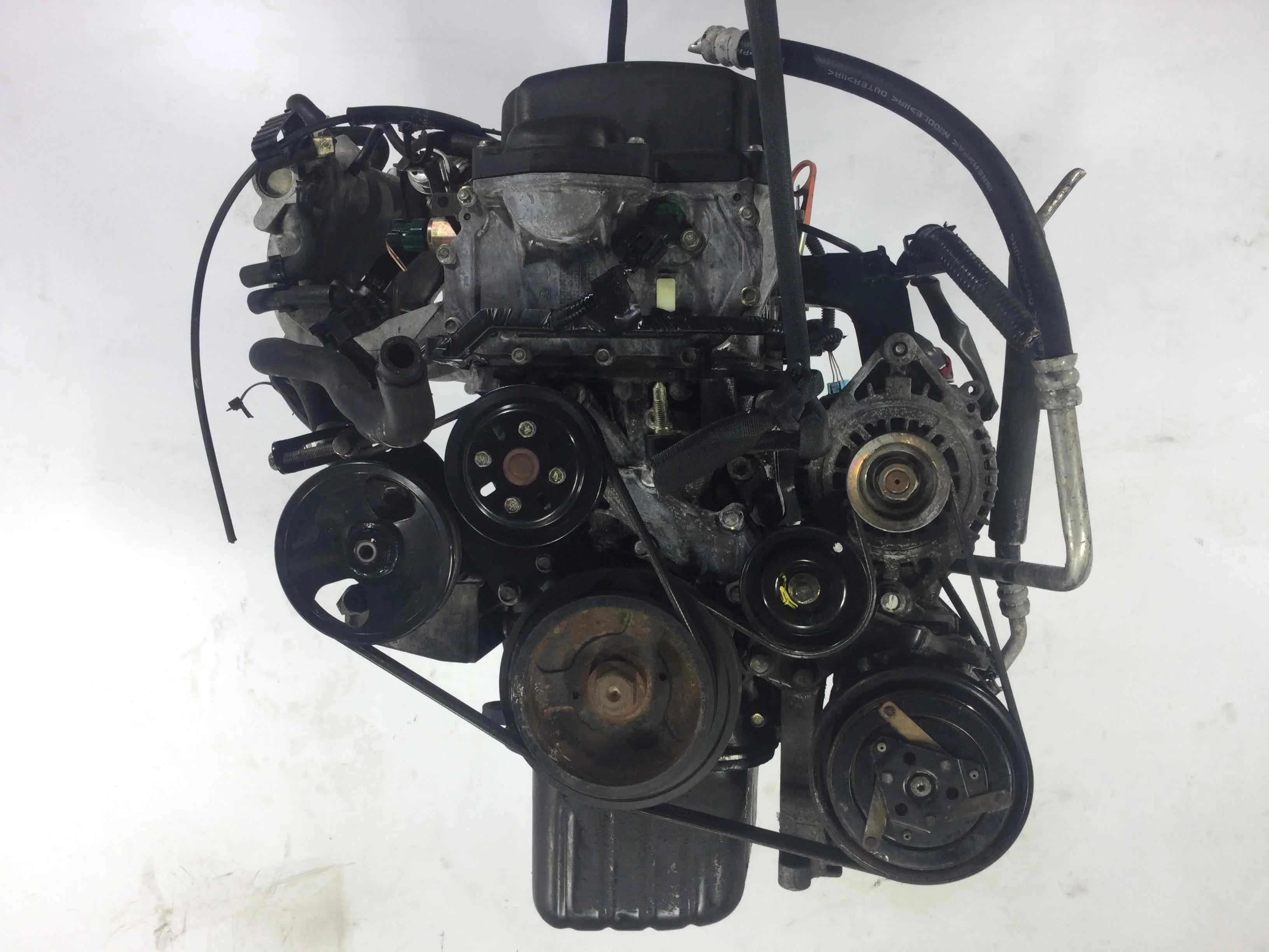 Двигатель Nissan Almera Tino V10 2000 - 2006 бензин 1.8 i Механика Х/б