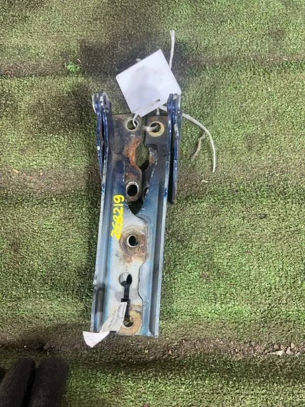 Петля капота Mitsubishi Lancer 2008 CS2A