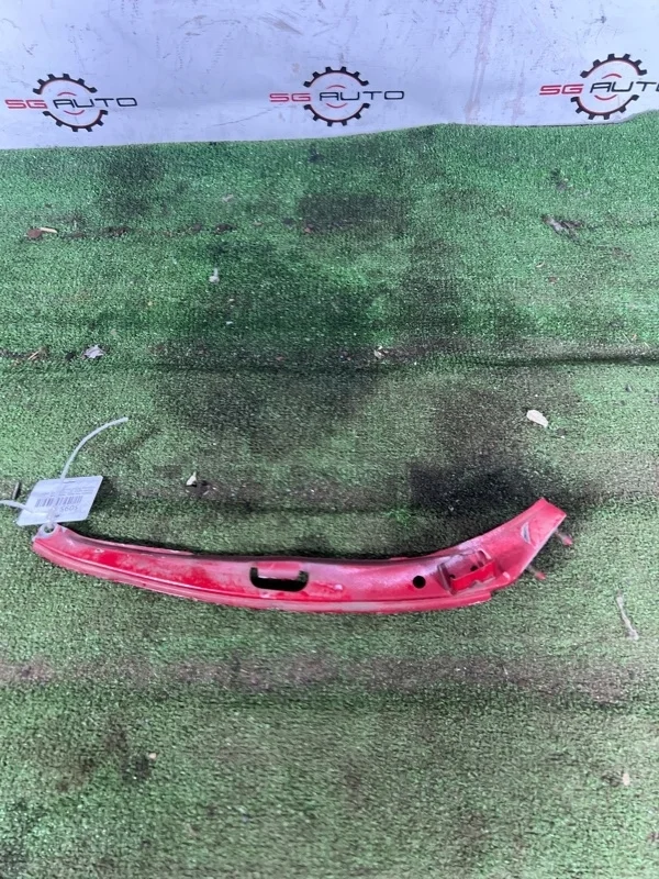 Планка под фару Toyota Celica 2002 ZZT231