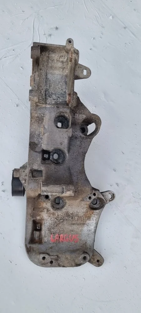 Кронштейн генератора для VAZ Lada Largus 2012