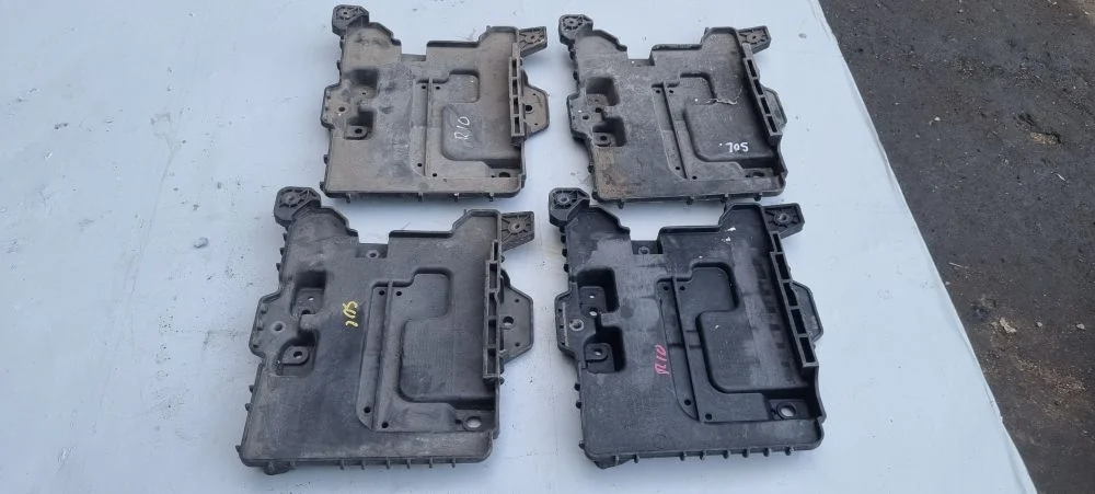 Крепление АКБ (корпус/подставка) для Kia RIO 3