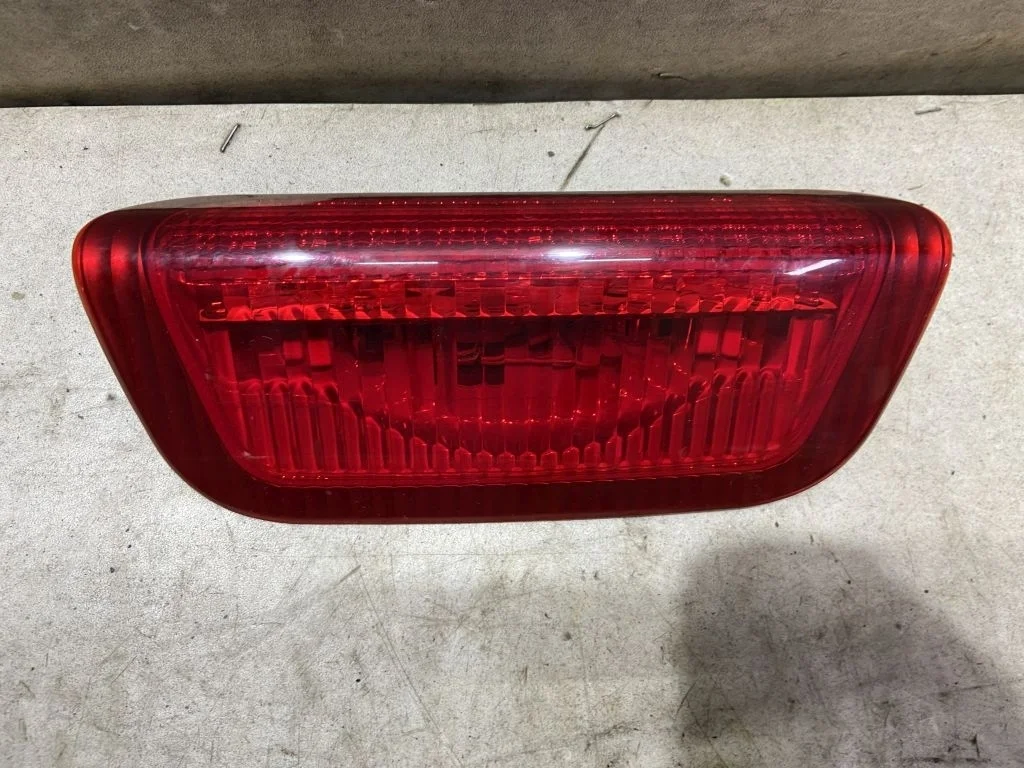 Стоп сигнал дополнительный Nissan Juke F15