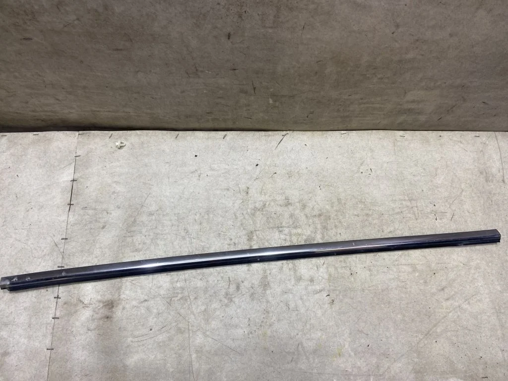 Молдинг передний правый Nissan Qashqai J11