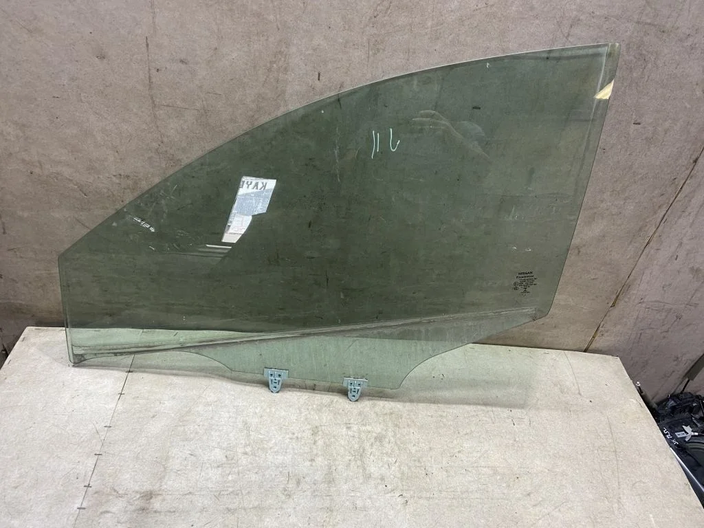 Стекло передней левое Nissan Qashqai J11