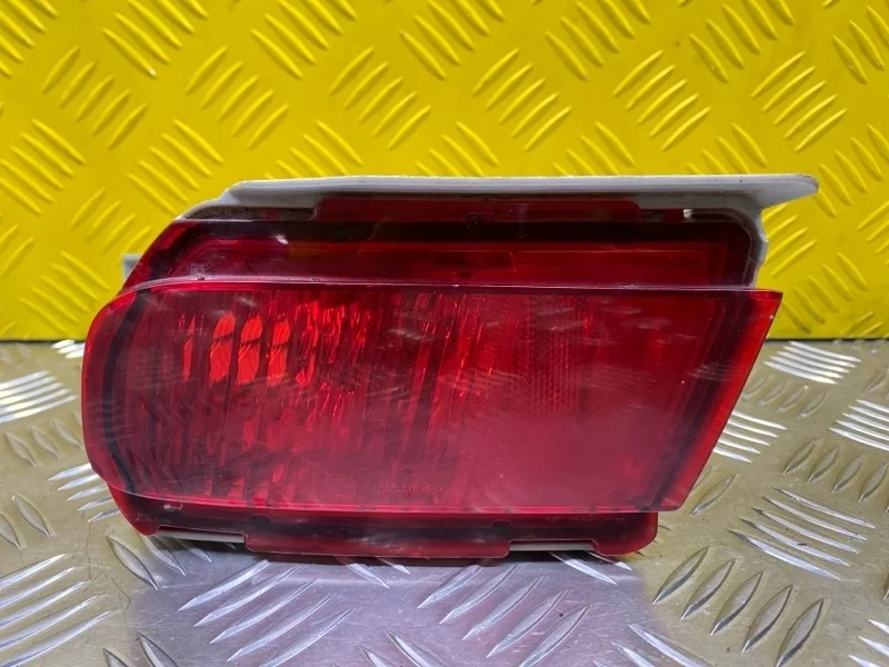 Фонарь задний левый Toyota Land Cruiser Prado 150 (2009-2023) 2019 8158160240 2.8 D 1GDFTV