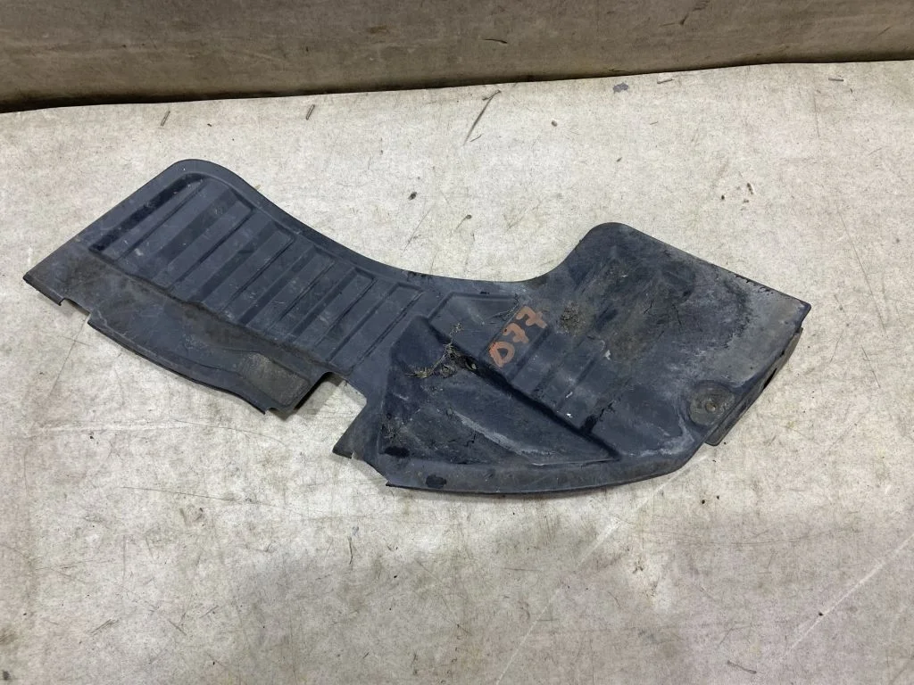 Подкрылок задний правый Nissan Juke F15  Жук Ф15