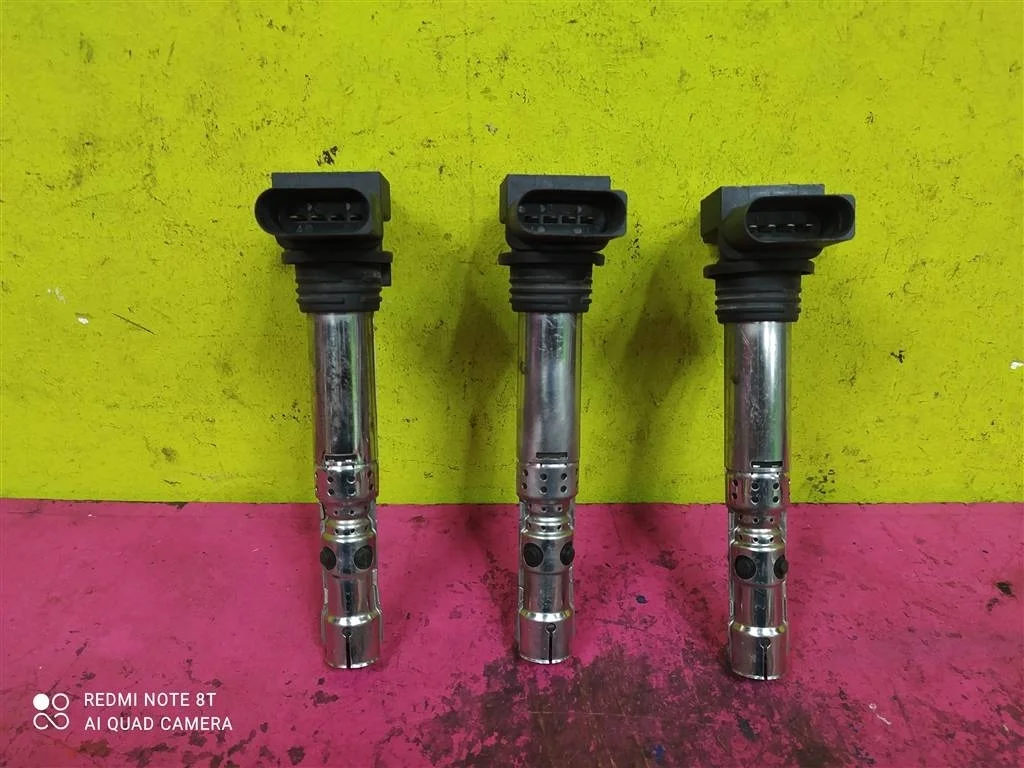 Катушка зажигания Fabia 1,2 BMD BMM CHF 03D905715A