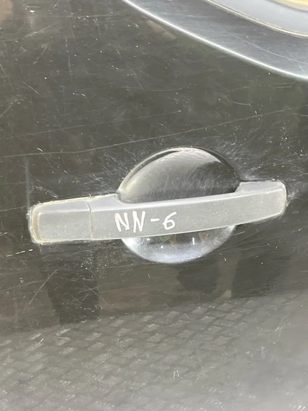 Ручка двери наружная задняя правая Nissan Navara (D40) 2004-2015 2008 80640EB100 2.5 D YD25DDTI