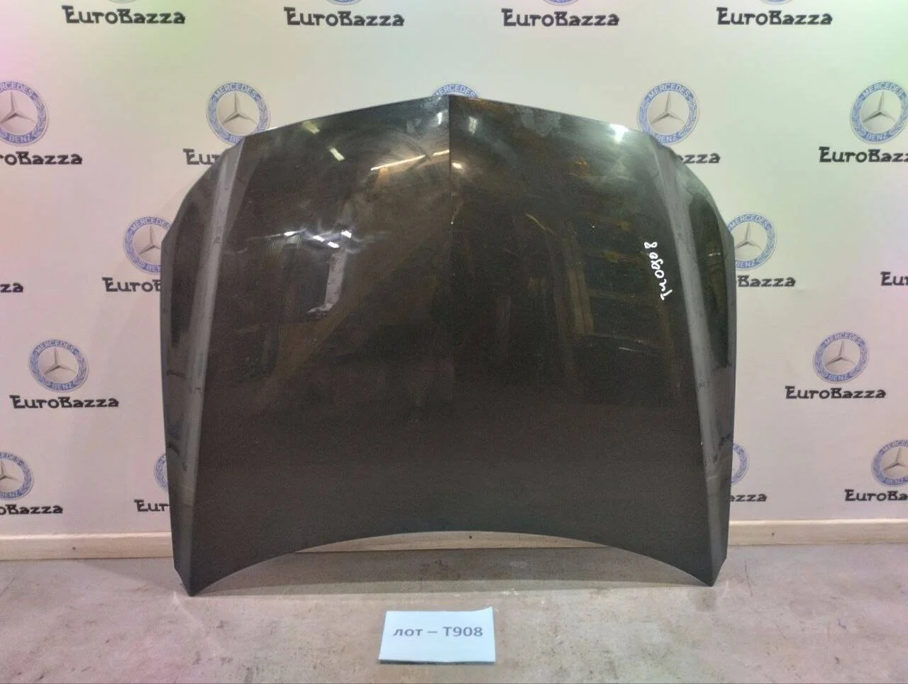 Капот Mercedes W218