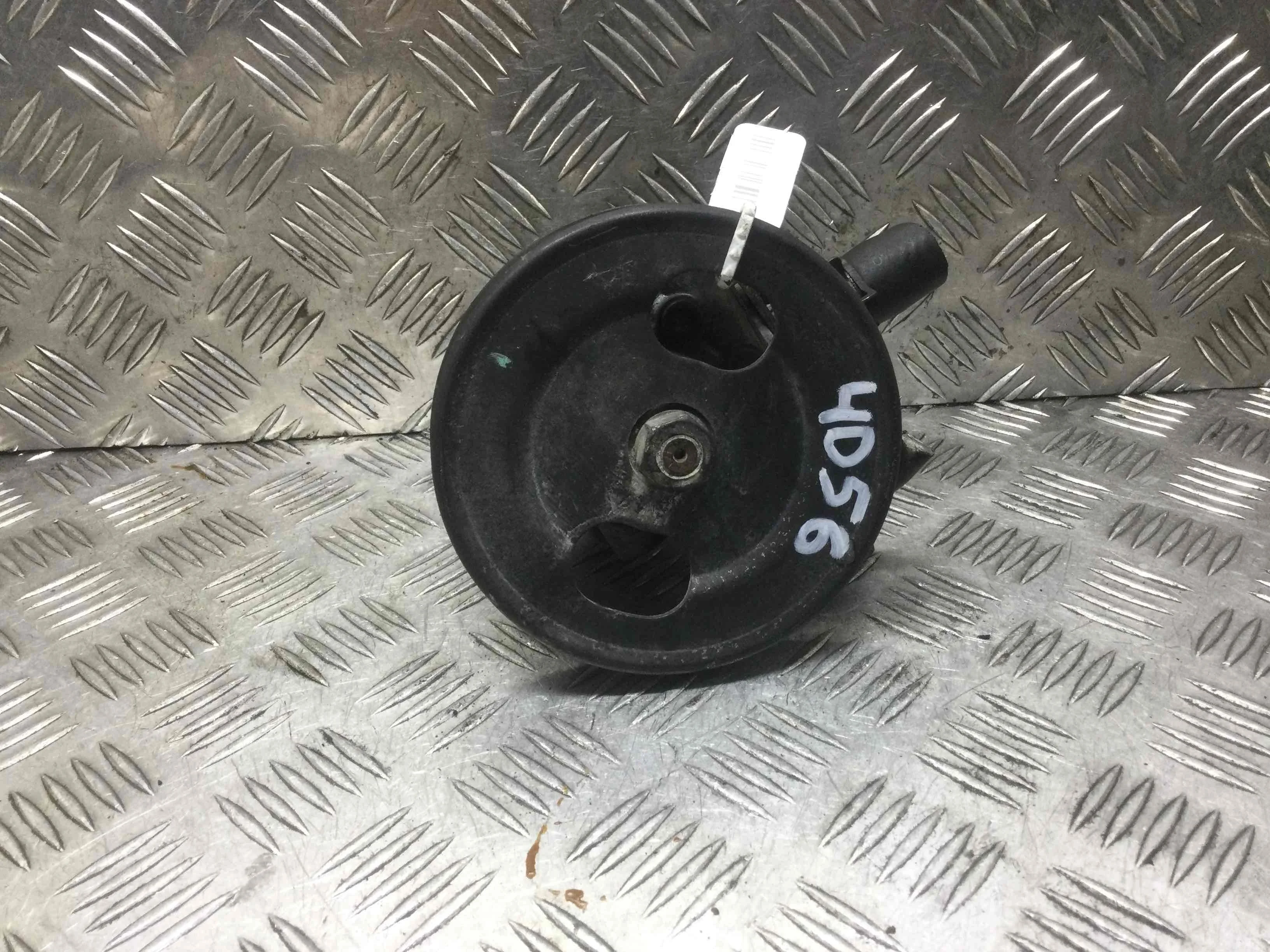 Насос гидроусилителя руля Mitsubishi L200 L200 IV 2005 - 2015 дизель 2.5 TDI Механика