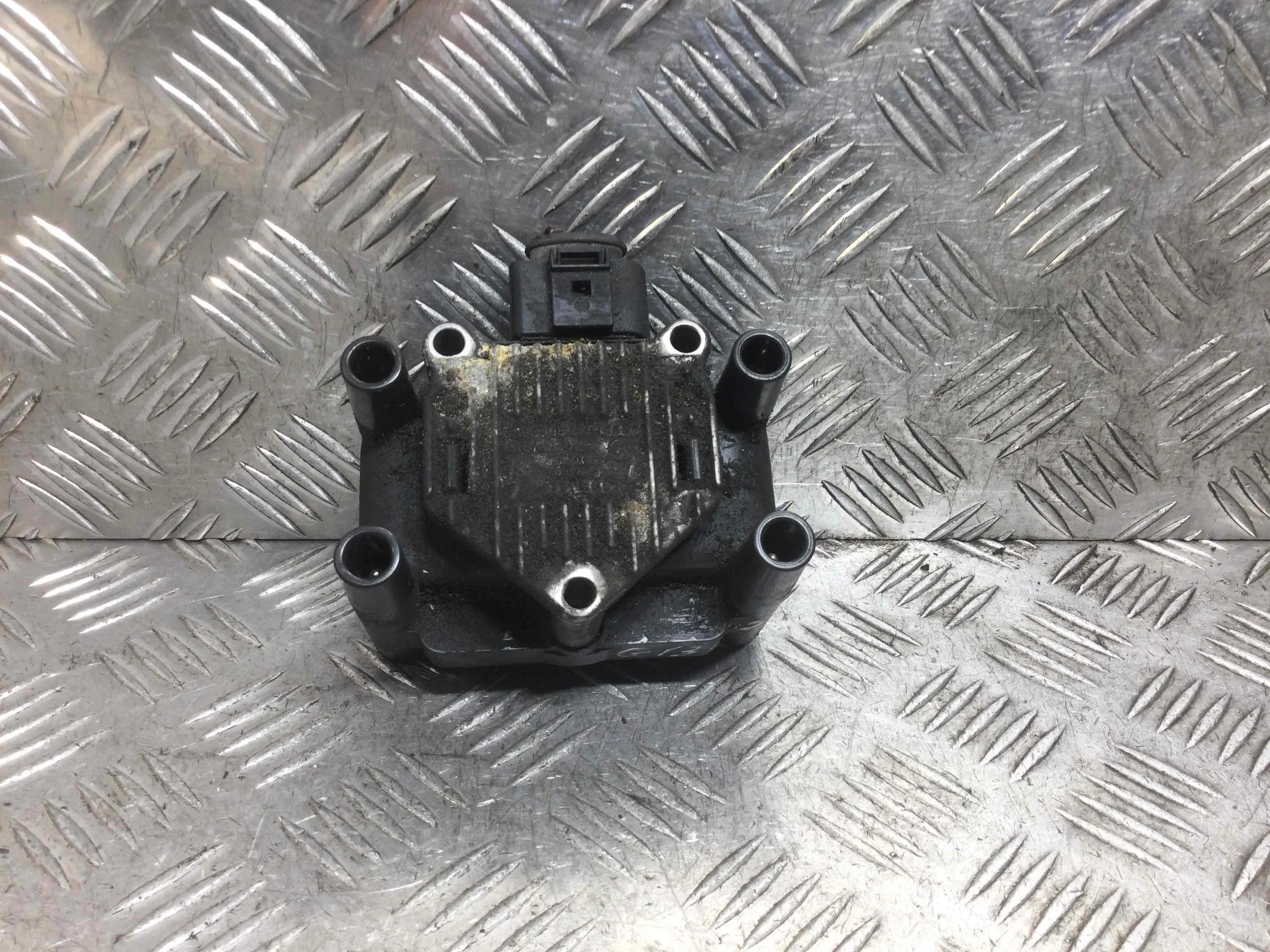 Катушка зажигания Audi A3 8L (1996-2000) бензин 1.8 i Автомат Х/б