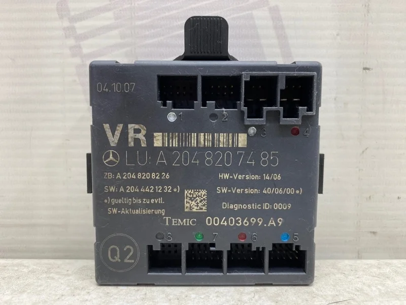 Блок управления передней правой двери Mercedes-benz 2007 W204