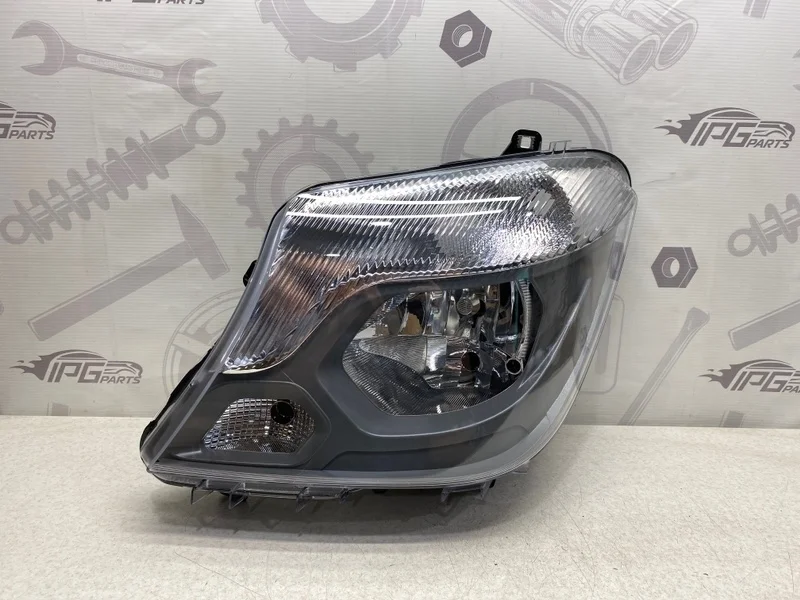 Фара левая Mercedes-benz Sprinter W906