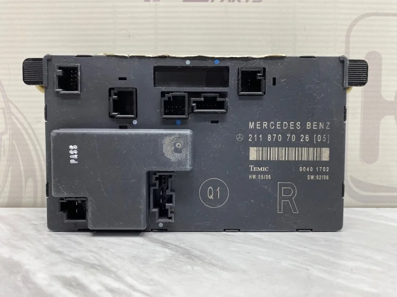 Блок управления передней правой двери Mercedes-benz W211
