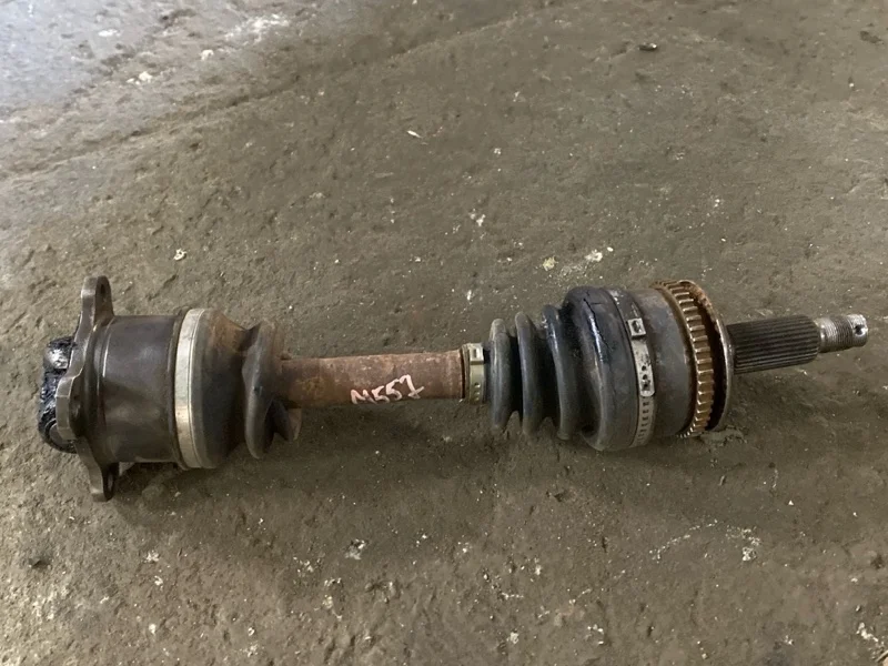 Полуось передняя правая (приводной вал, ШРУС) Mitsubishi L200 (2006-2015) 2008 3815A308 2.5 D 4D56