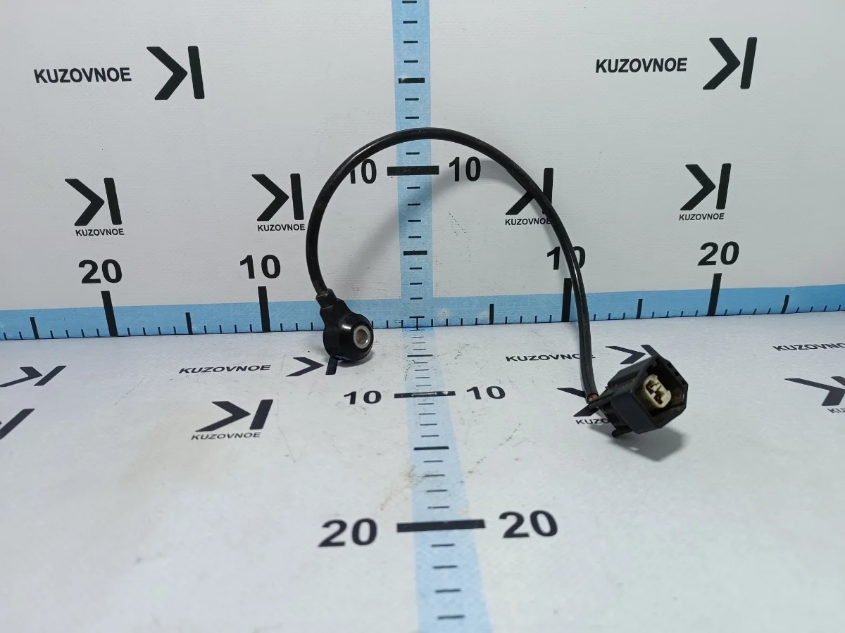 Датчик детонации Ford Focus 2015 CB8