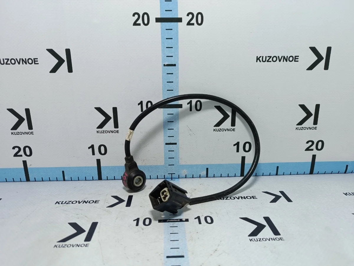 Датчик детонации Ford Focus 2015 CB8