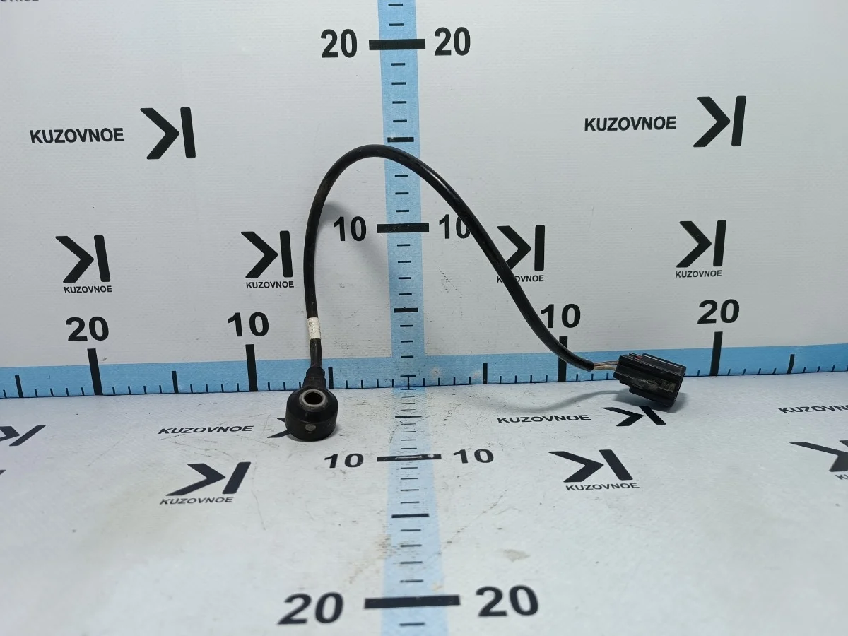 Датчик детонации Ford Focus 2011 CB8