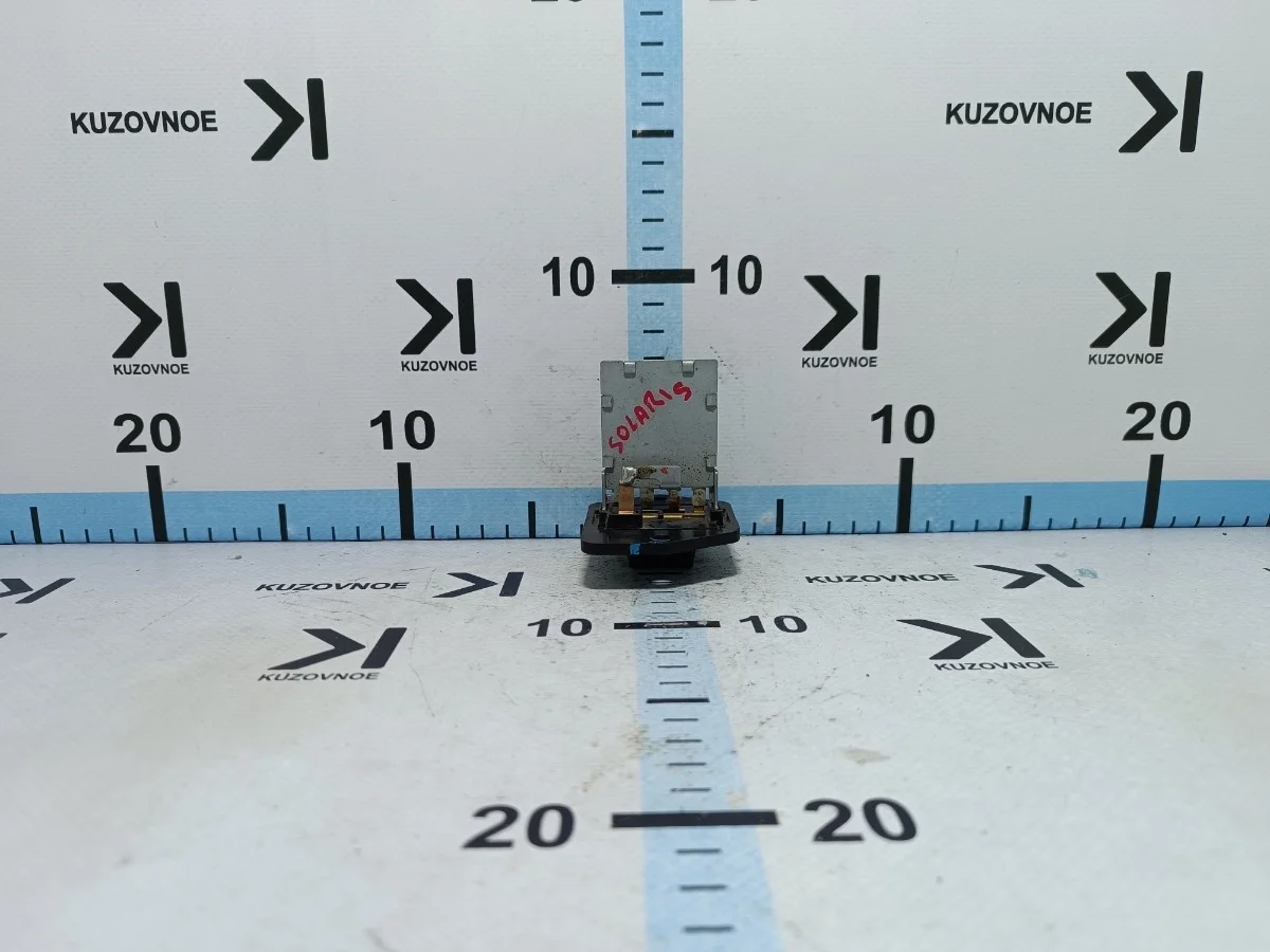 Резистор отопителя Hyundai Solaris 2014 RB