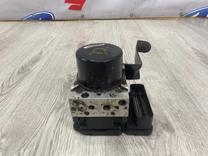 Блок abs FORD FOCUS 3 2012