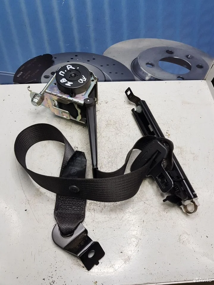 Ремень безопасности передний правый opel zafira b