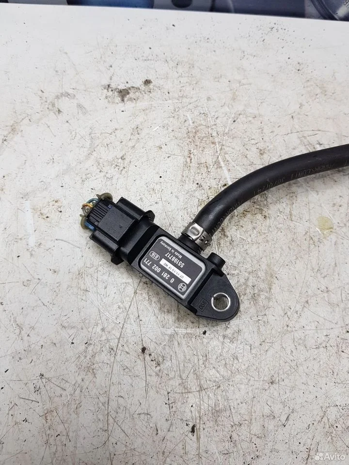 Датчик абсолютного давления opel astra h 55198717