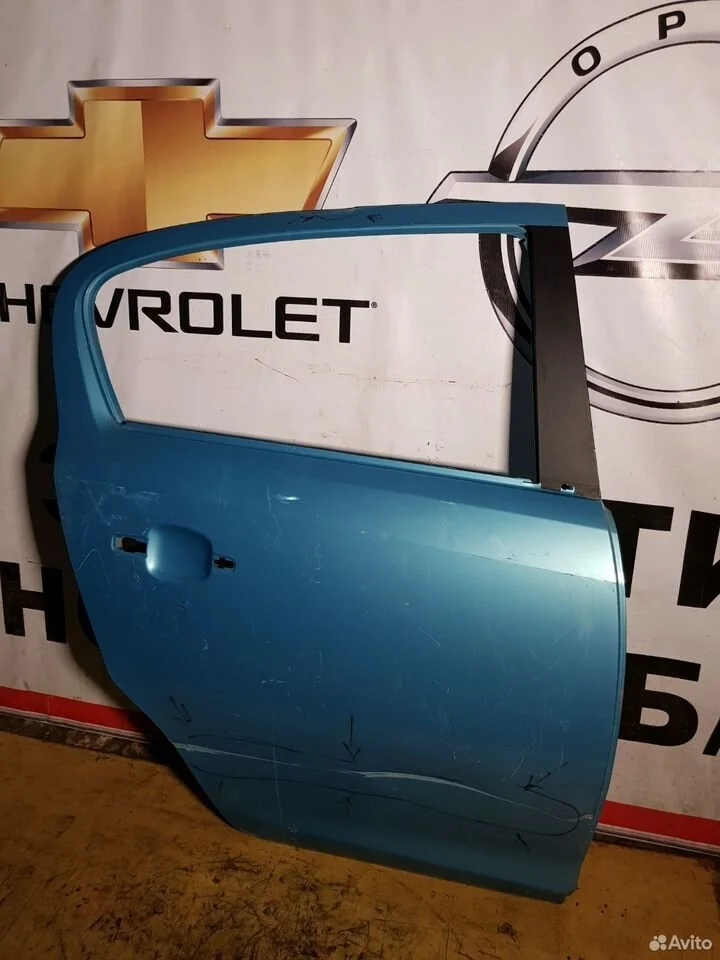 Дверь задняя правая opel corsa d