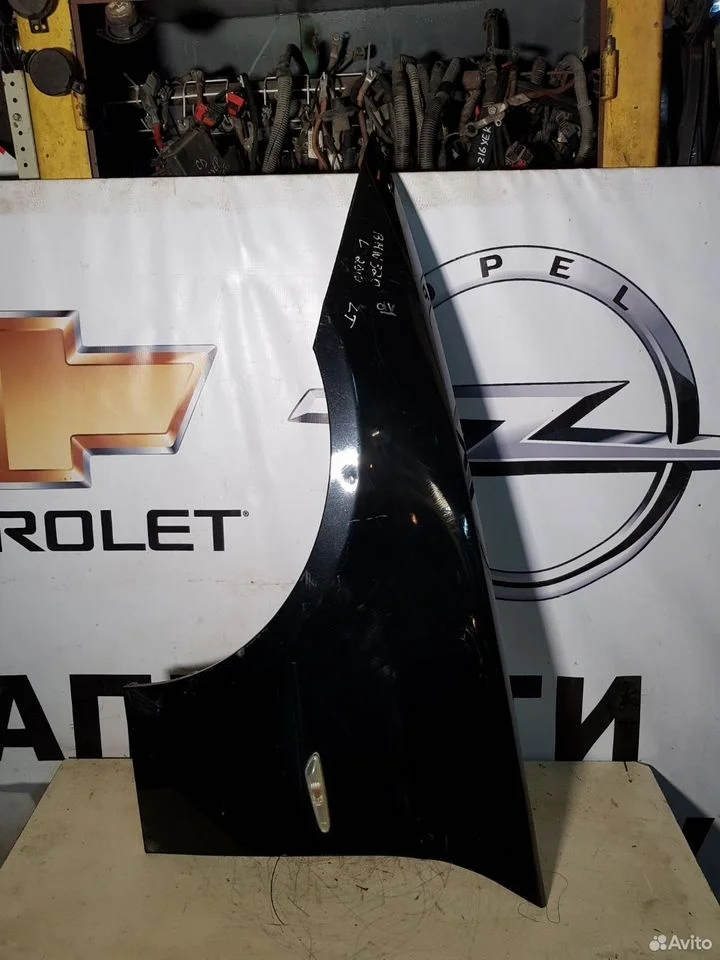 Крыло переднее левое bmw 320i e90