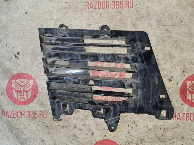 Решетка бампера Porsche Cayenne 2010 957