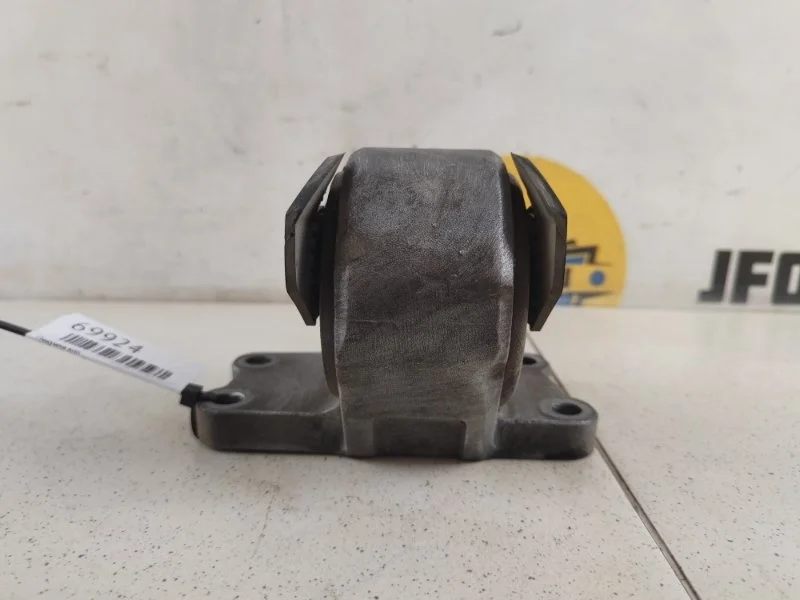 Подушка кпп Land Rover Range Sport 2006 L320