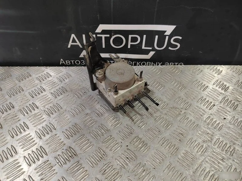 Блок ABS Nissan Note 2005-2013 476609U100 1.6