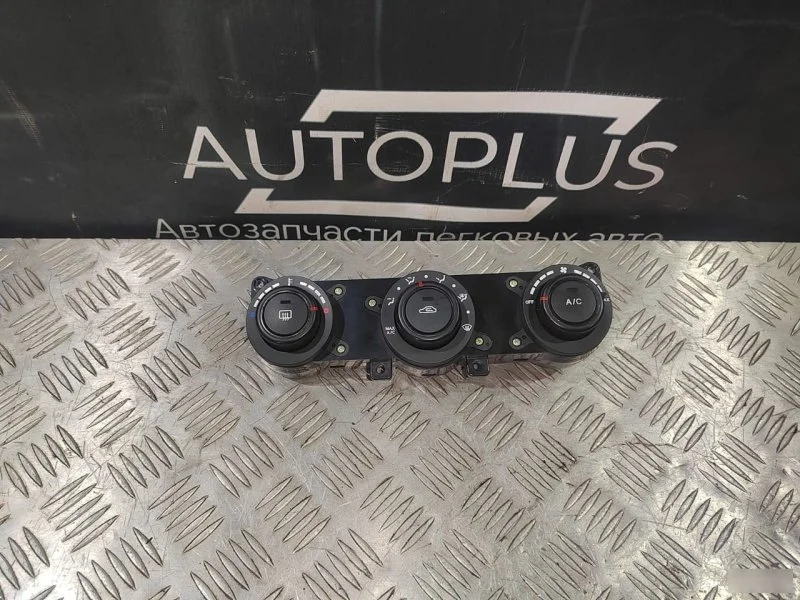 Блок управления печкой Kia Ceed 2006-2012 972501H000 1.6