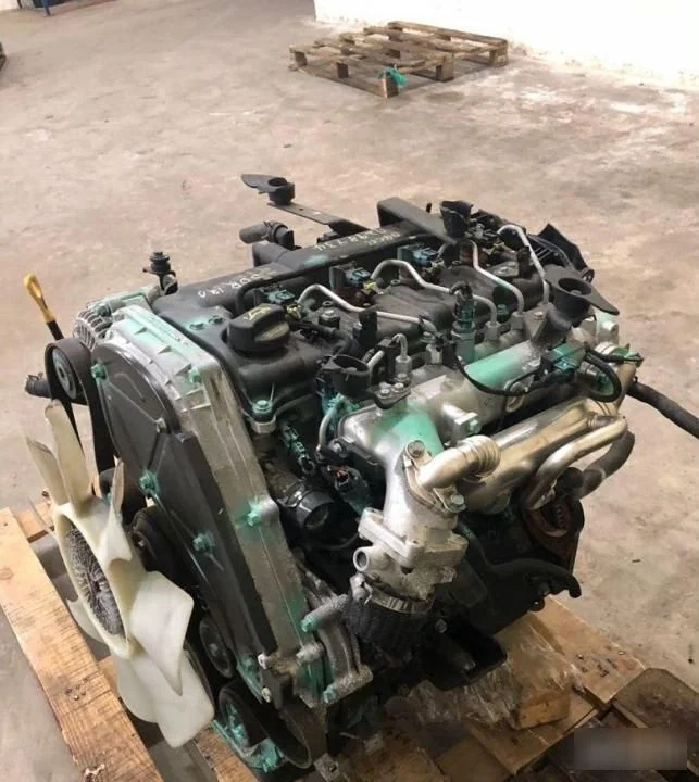 Двигатель Hyundai Starex 202J24AU00 D4CB