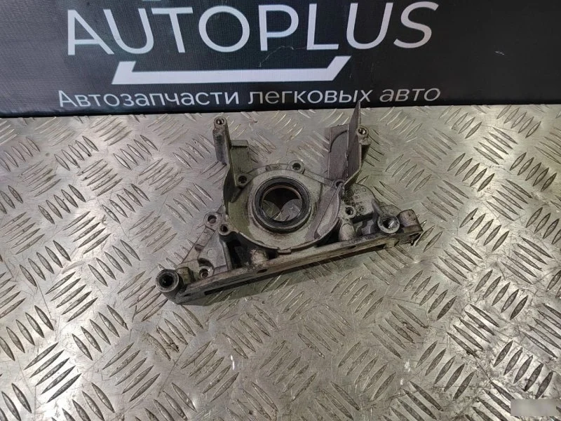 Крышка двигателя Volkswagen Passat B5 038103153A 1.6, передняя