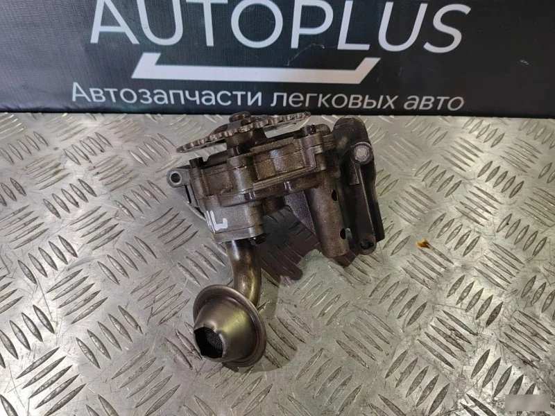 Масляный насос Volkswagen Passat B5 1996-2000 058115105C 1.6