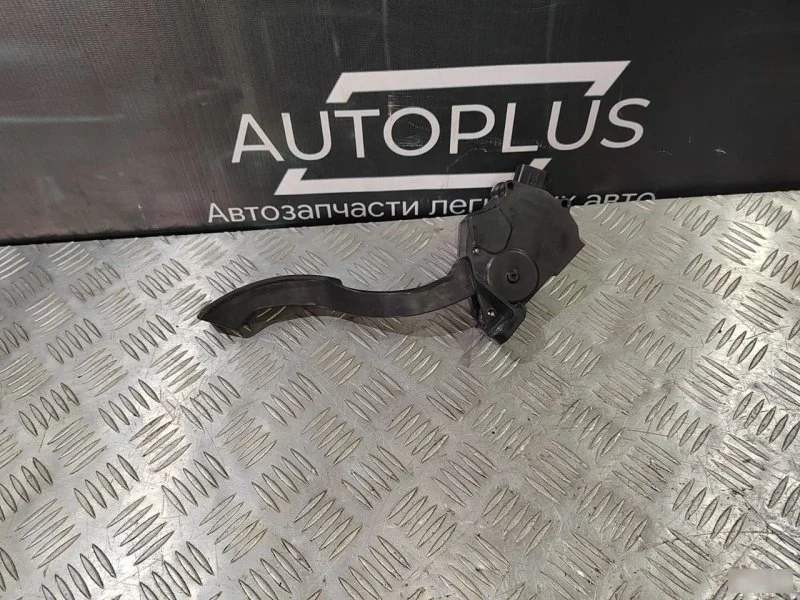 Педаль газа Toyota Camry 2006-2011 7811033020 XV40 2.4