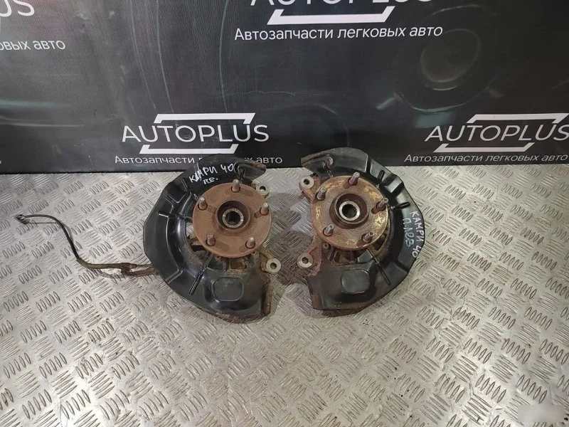 Поворотные кулаки Toyota Camry 2006-2011 4321158010 XV40 2.4