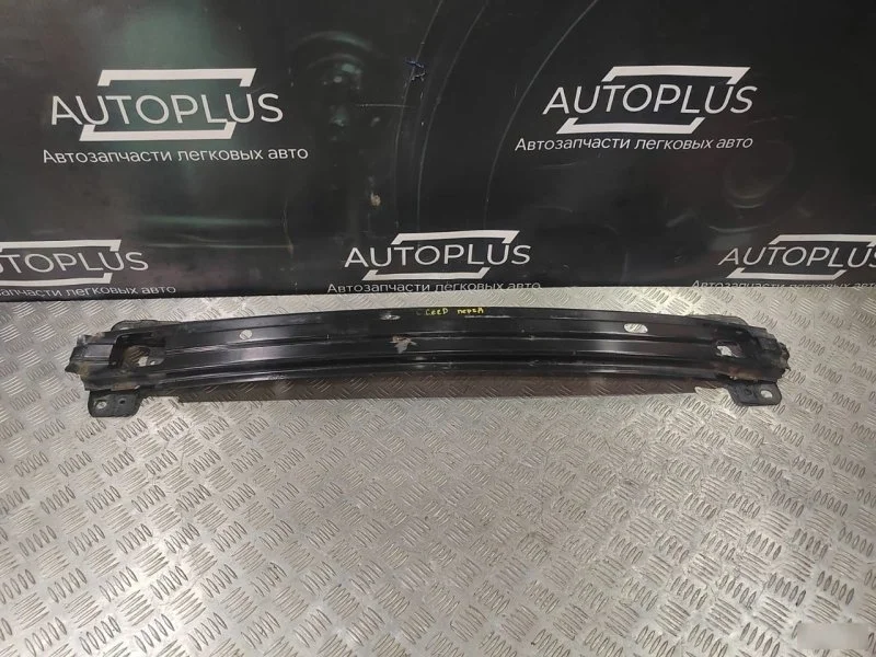 Усилитель бампера Kia Ceed 865301H000 1.6, передний