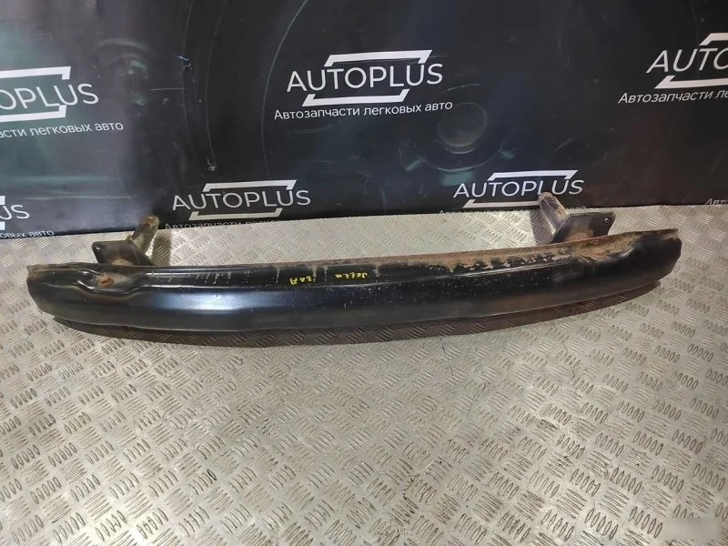 Усилитель бампера Volkswagen Jetta 4 5C6807305 2.0, задний