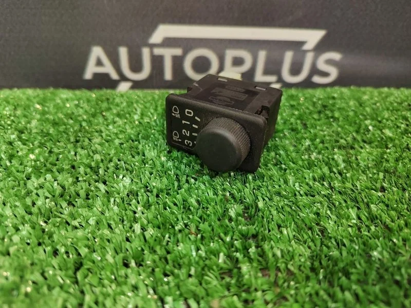 Блок регулировки фар Nissan Micra 2002 260566F700 K11E 1.0 CG10