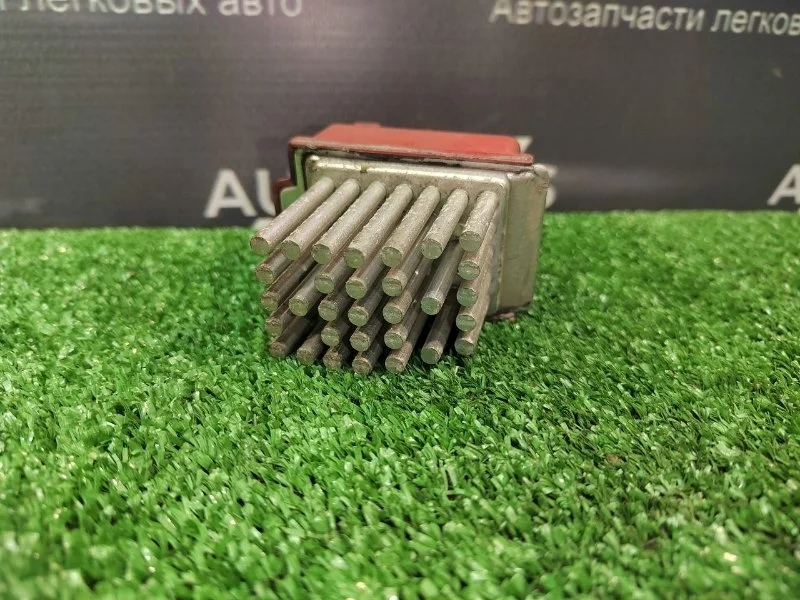 Резистор печки Seat Cordoba 1 2001 1J0907521 1.4 APE